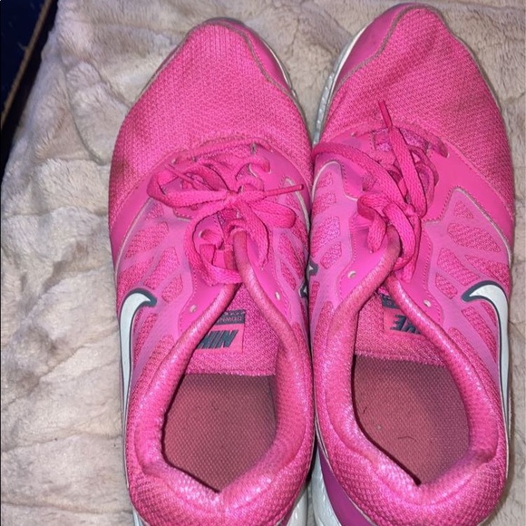 Nike Epic React Flyknit 2 - Picture 3 of 3